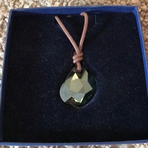 Stunning Swarovski necklace